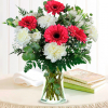 Ramo de flores con lisianthus y claveles blancos y gerberas rojas