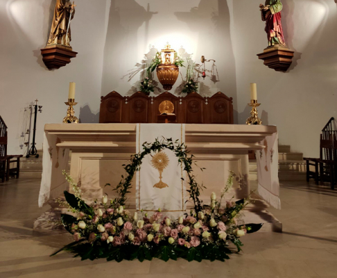 Flores funerarias en Cuenca